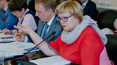 На расширенном заседании комитета - о проекте бюджета